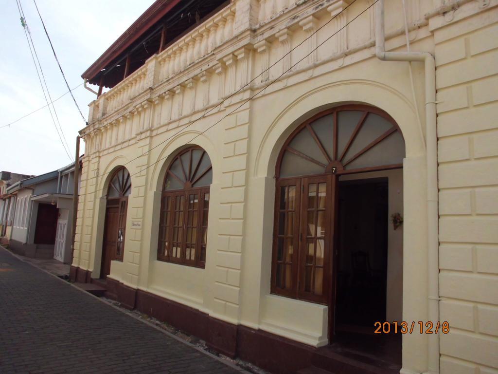 Beatrice House Galle Fort - Homestay ภายนอก รูปภาพ